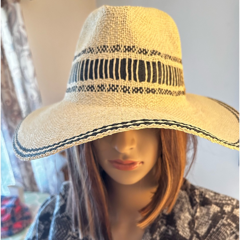 LAST CALL! PRICE FIRM!
Vanderbilt Beach Straw Hat by Pretty Simple